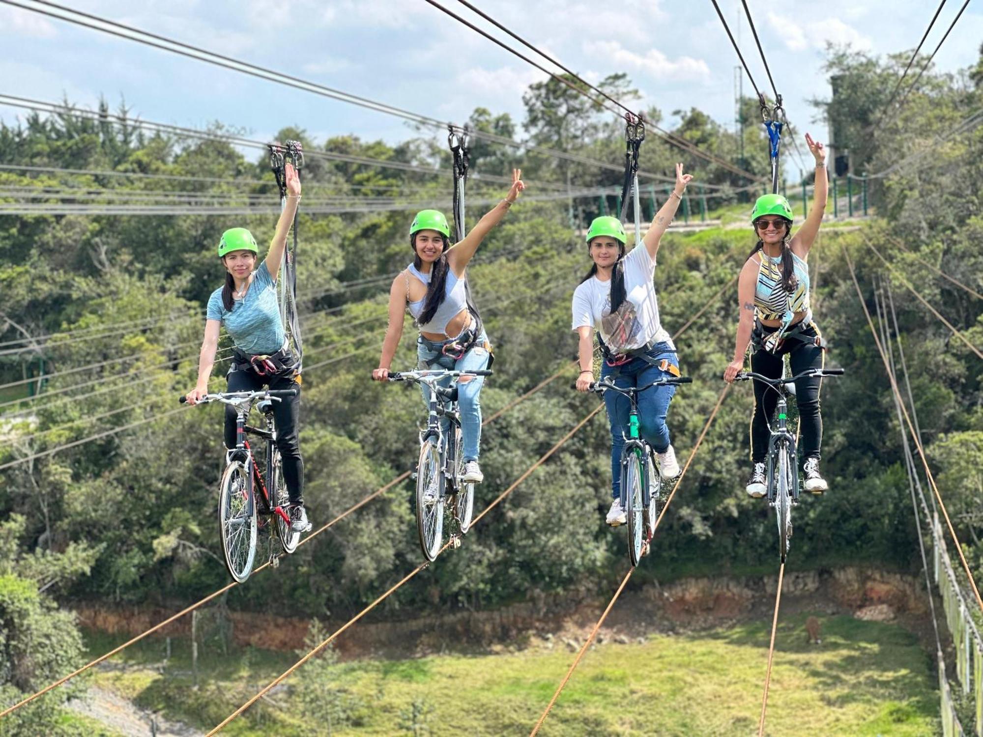 Hotel, Bungalows, Chalet Y Cabanas Aventura Park Villa De Leyva La Periquera ภายนอก รูปภาพ